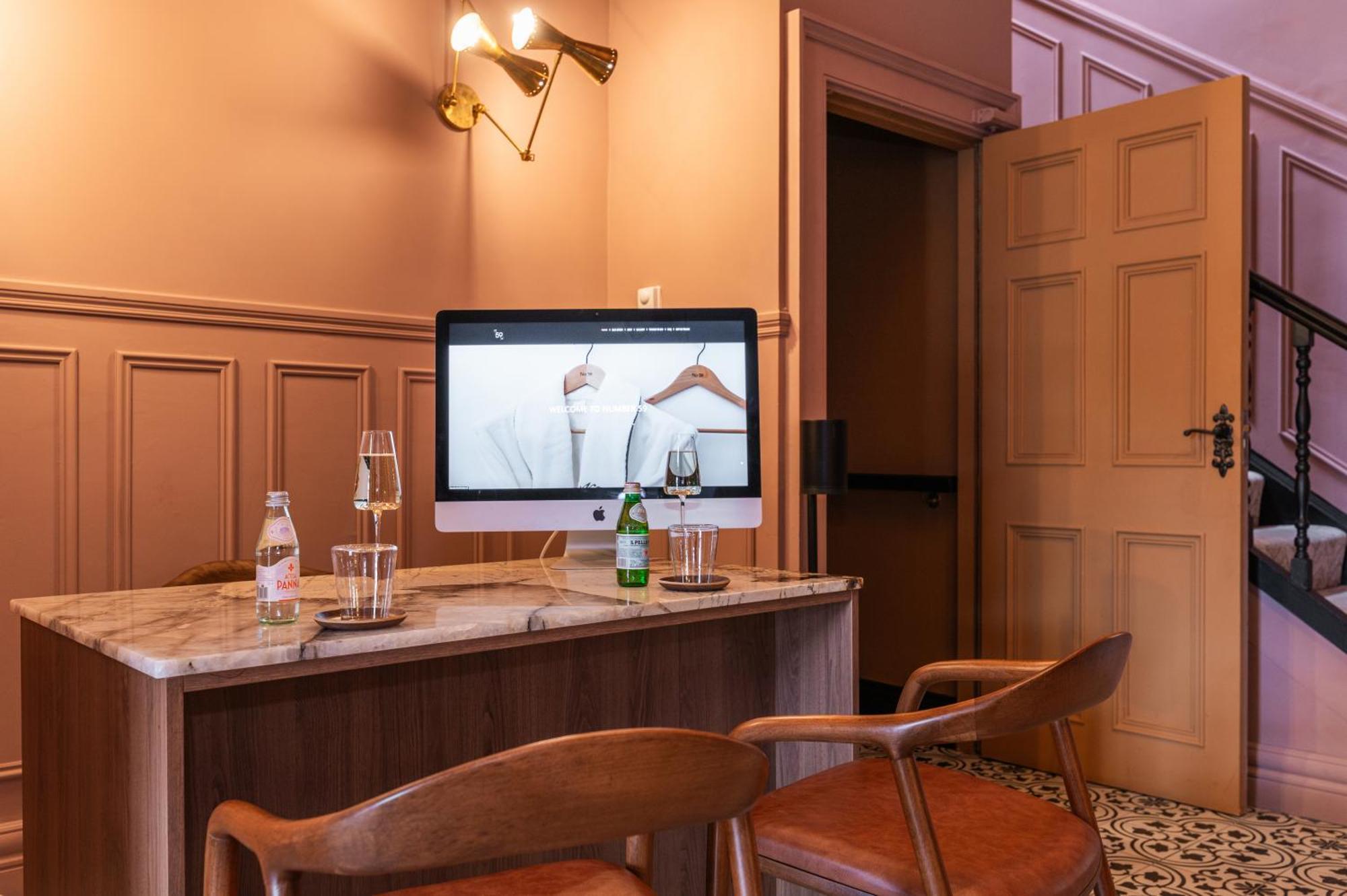 Number 59 Dublin Hotel ภายนอก รูปภาพ