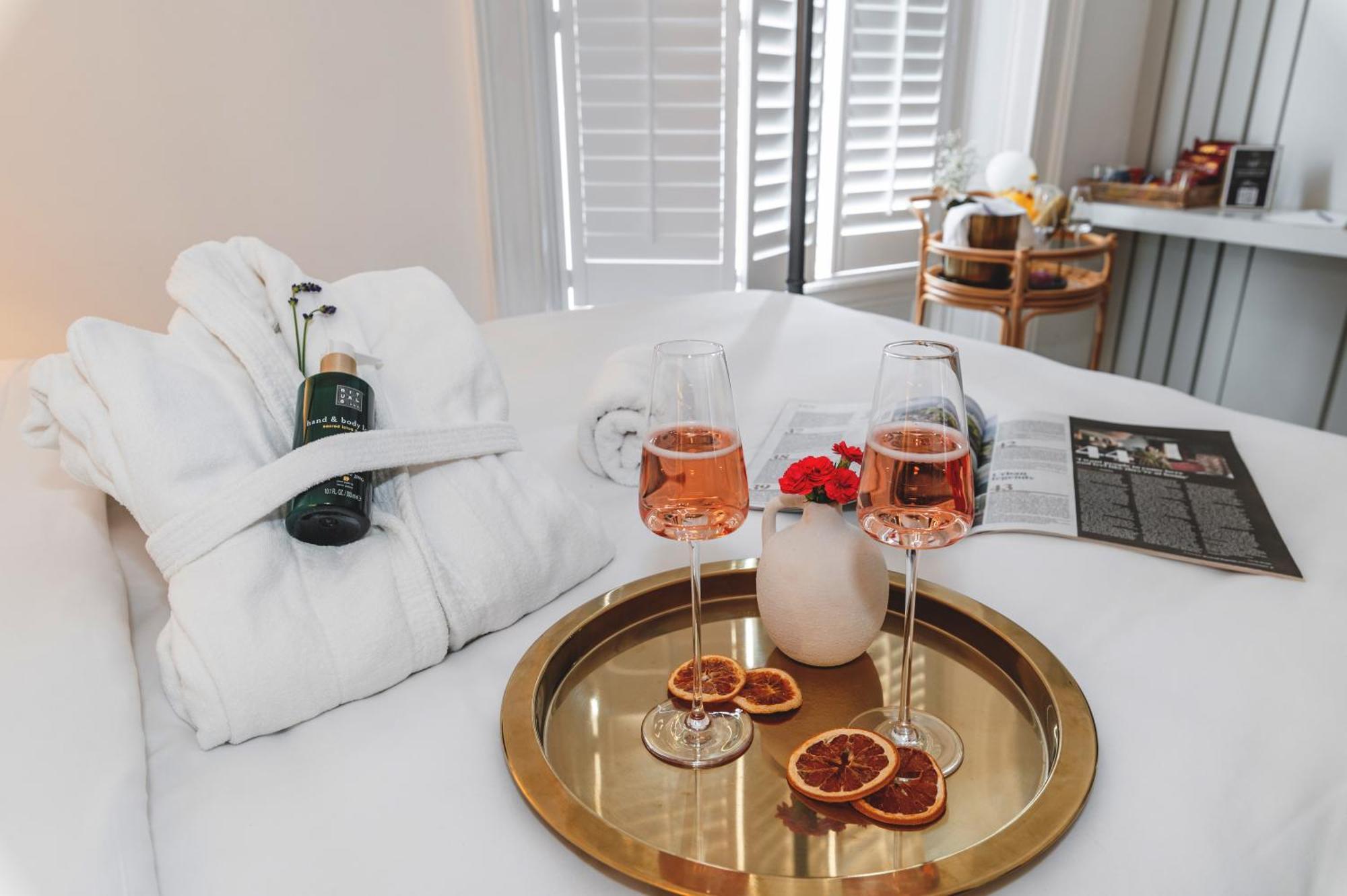 Number 59 Dublin Hotel ภายนอก รูปภาพ