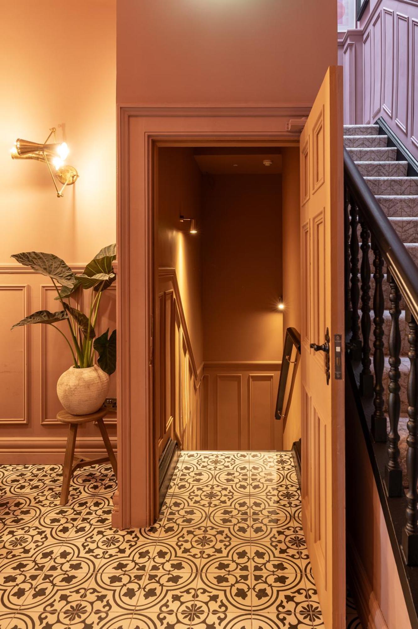 Number 59 Dublin Hotel ภายนอก รูปภาพ