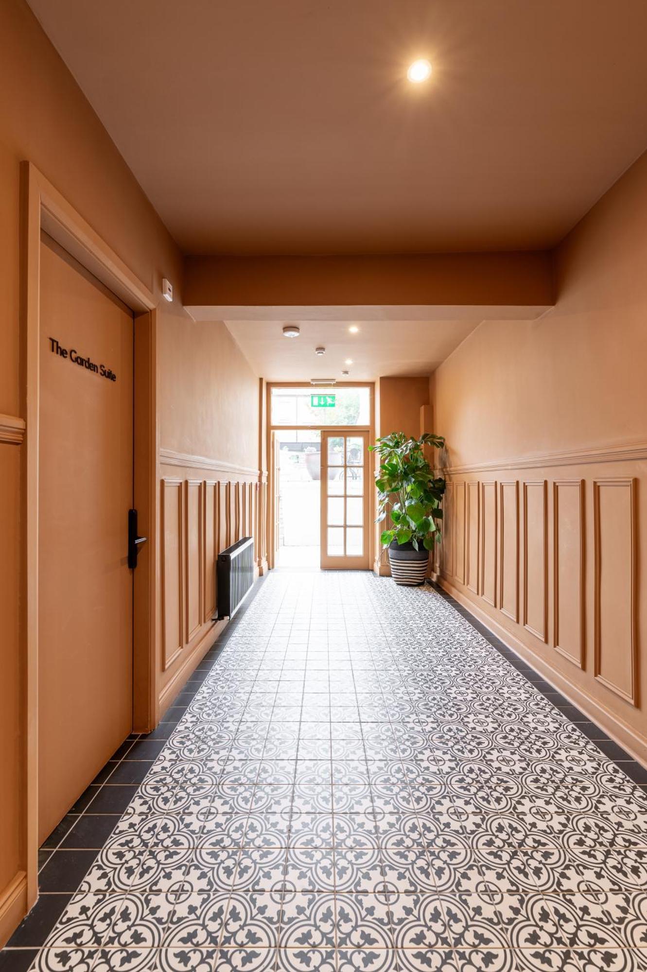 Number 59 Dublin Hotel ภายนอก รูปภาพ
